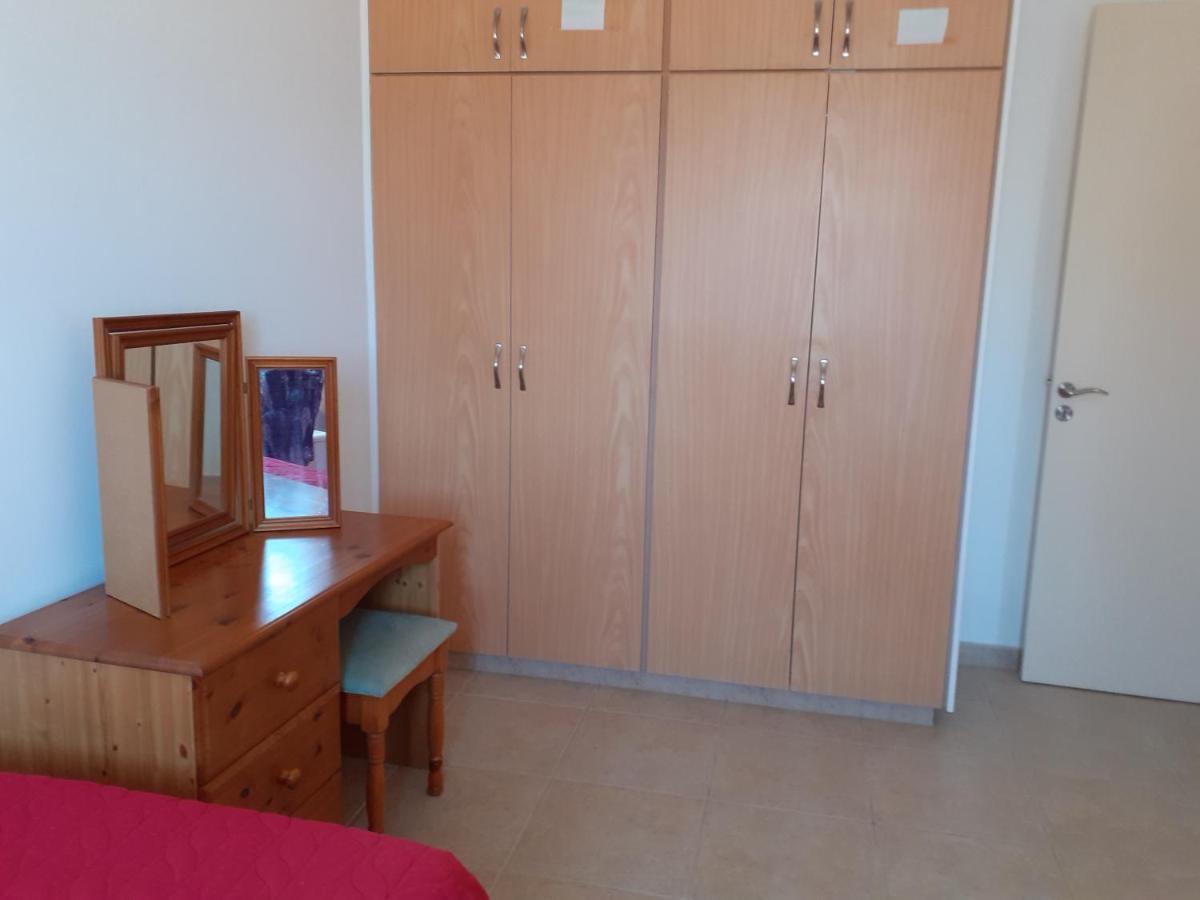 Beautiful 2-Bed House In Mandria Paphos Villa Екстериор снимка