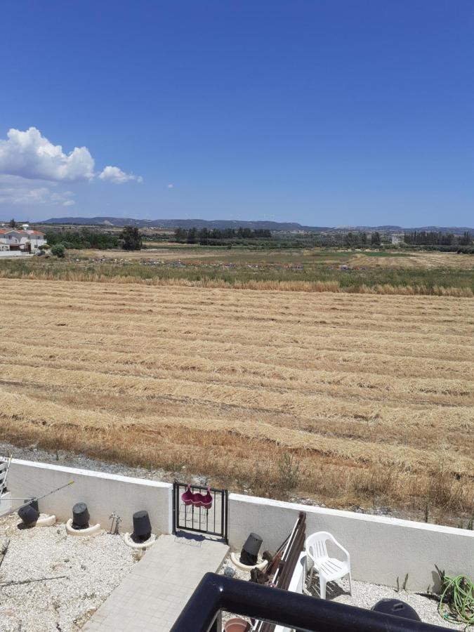 Beautiful 2-Bed House In Mandria Paphos Villa Екстериор снимка