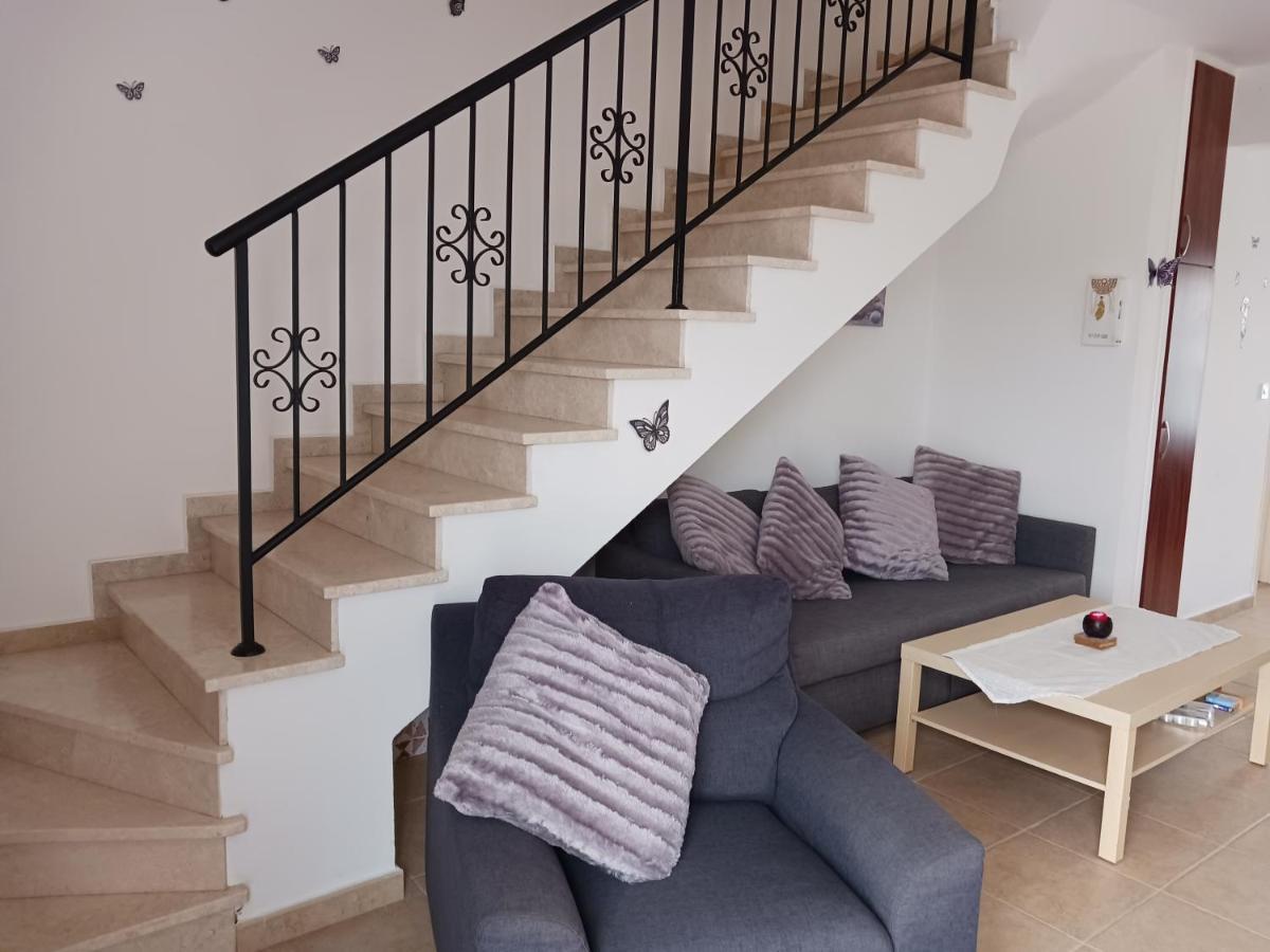 Beautiful 2-Bed House In Mandria Paphos Villa Екстериор снимка