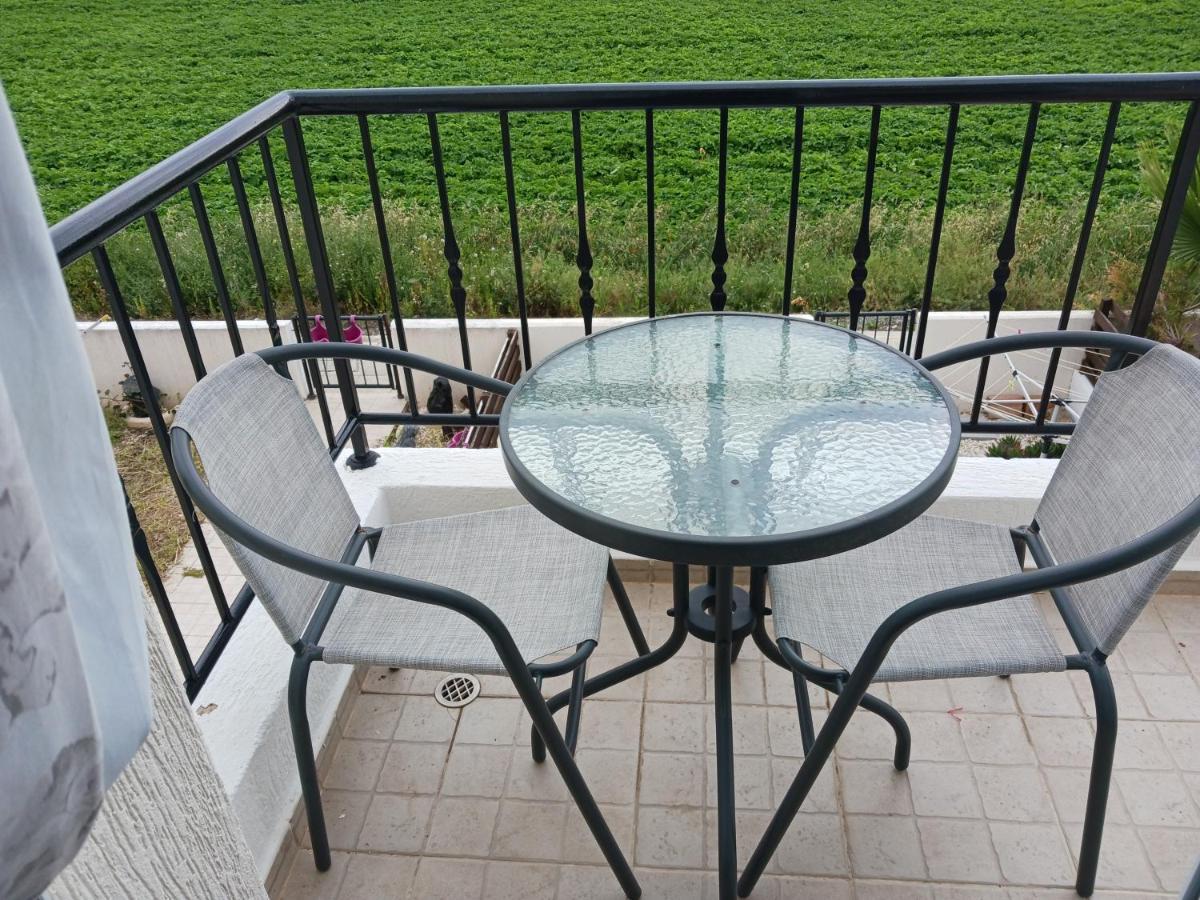Beautiful 2-Bed House In Mandria Paphos Villa Екстериор снимка